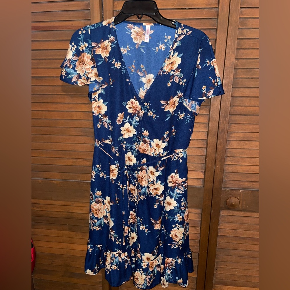 Blue floral button down dress!